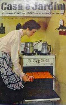Persona preparando comida
Descripción generada automáticamente con confianza media