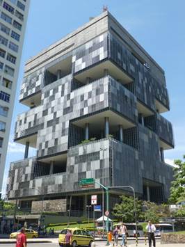 Un edificio de fondo

Descripción generada automáticamente